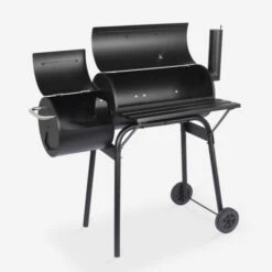 Barbecue A Carbonella Con Affumicatore BBQ Comignolo E Ruote Brisket